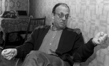 Скончался легендарный переводчик фильмов Леонид Володарский