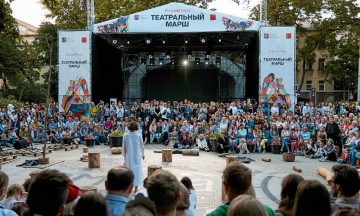 В московском саду «Эрмитаж» пройдет «Театральный марш»