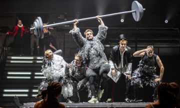 «Бременские музыканты» запели в Театре имени Моссовета