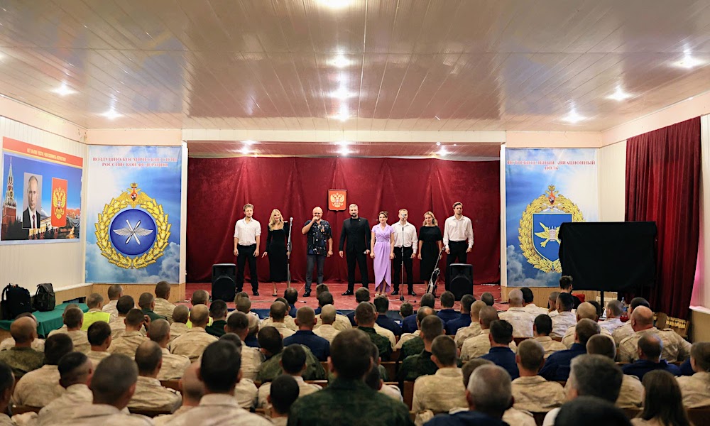 В Севастополе прошли концерты театра Российской Армии