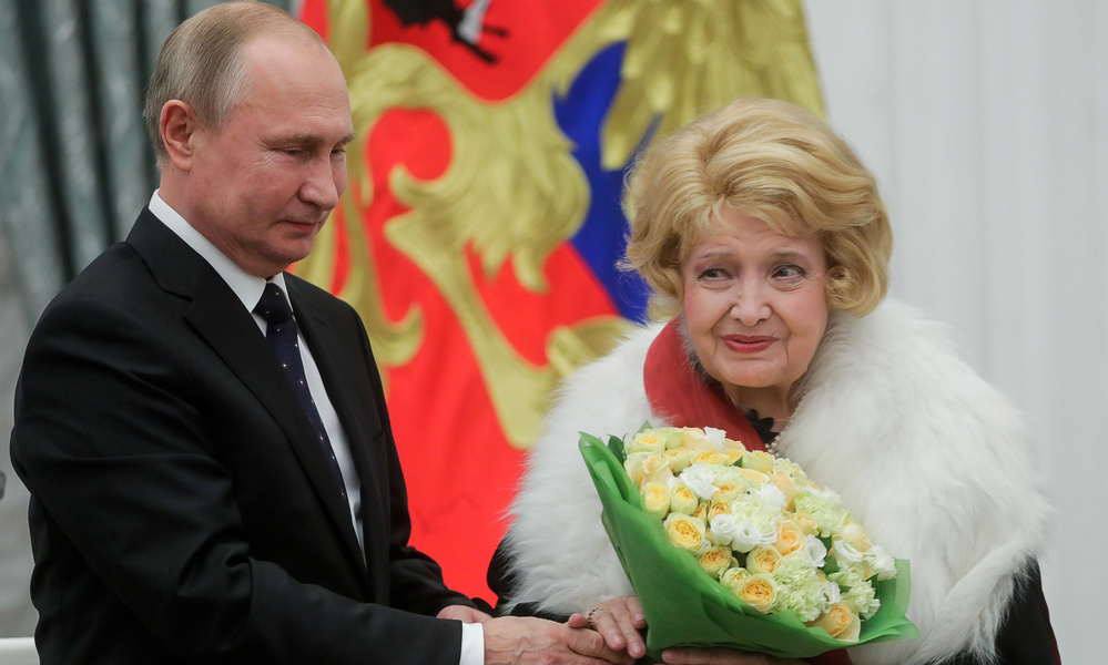 Владимир Путин поздравил Татьяну Доронину с 90-летием