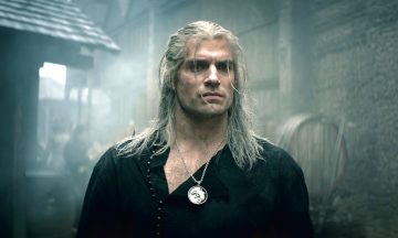 «Горец» с Генри Кавиллом прорубает дорогу к зрителю