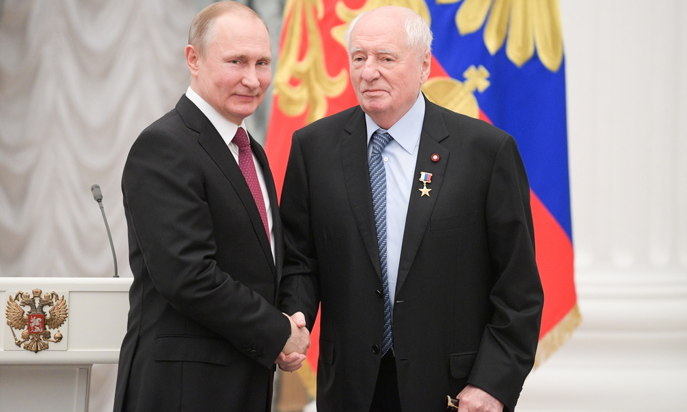 Марк Захаров