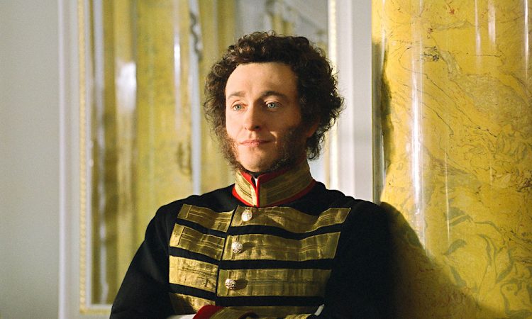 Сергей Безруков – бард, поэт, златоуст и просто царь