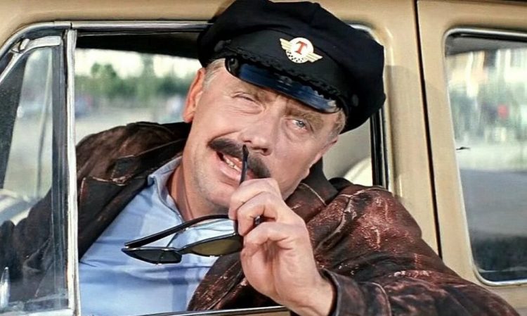 Пристегнитесь, пожалуйста: 10 культовых кинотаксистов