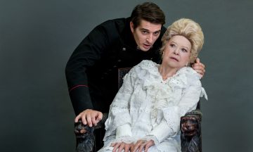 Валентина Талызина и Станислав Бондаренко разыграли «Пиковую даму»