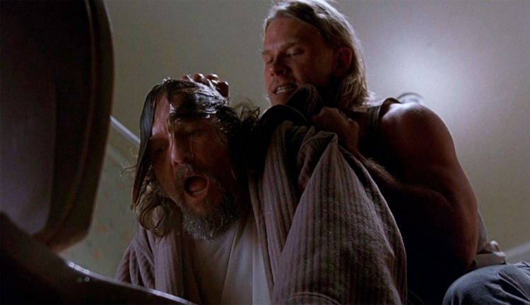 Как туалет в кино становится исповедальней, ловушкой и карьерной лестницей