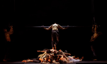 В Москве прошла премьера фильма-спектакля «Реверс» Московского театра мюзикла