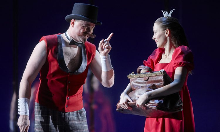 «Другая сказка»: Каким получился театральный дебют Сергея Урсуляка