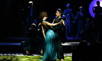 Выпускники Нонны Гришаевой представят премьерный спектакль