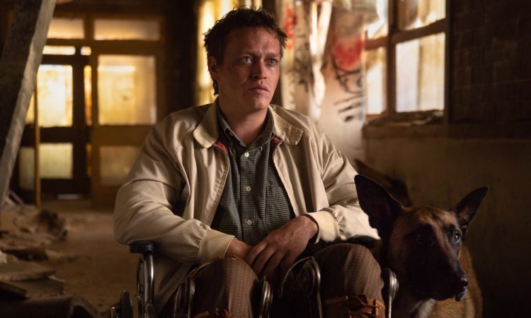 «Догмен»: Люк Бессон вернулся с одним из лучших своих фильмов