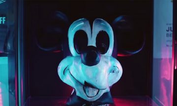 Микки Маус превращается в хоррор-злодея