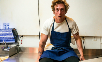 Джереми Аллен Уайт готовится сыграть Брюса Спрингстина