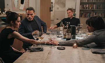 «Идеальные друзья»: Мертвец дружбе помеха