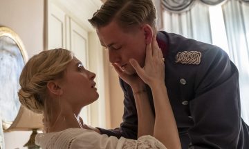 «Поцелуй»: Придуманные чувства