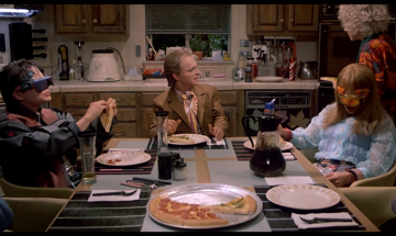 Биометрия, видеозвонки и планшеты: Как киноизобретения меняют нашу реальность