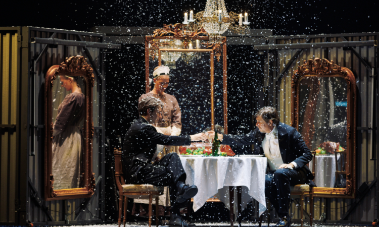 «Гордая»: Почти классический Достоевский в Театре на Бронной