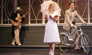 «Чужой ребенок»: Оптимизм и вера в светлое будущее в Театре на Трубной