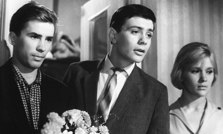 Один день из жизни столицы: Как снимали «Я шагаю по Москве»