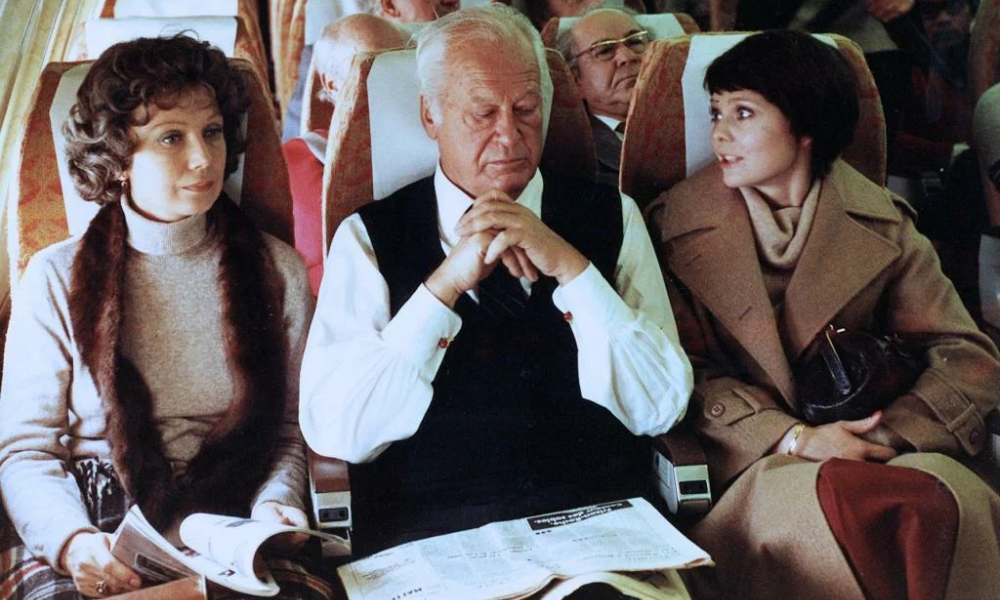 Кадр из фильма «Тегеран-43»