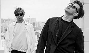 Александр Петров выпустит коллаборацию с Дмитрием Логиновым, создавшим наряды для его свадьбы