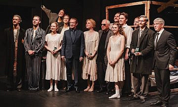 Выпускники Театральной школы Олега Табакова впервые получили дипломы о высшем образовании