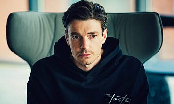 «Чужие деньги»: Стася Милославская, Максим Матвеев и Энди Уорхол