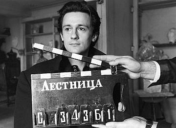 Как появилась хлопушка и для чего она нужна