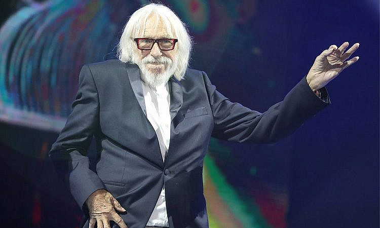 Рассеянный высокий блондин с зонтиком: За что россияне любят Пьера Ришара