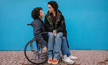 Сериал «Фарма»: Криминал, братская любовь и жизнь улиц без купюр