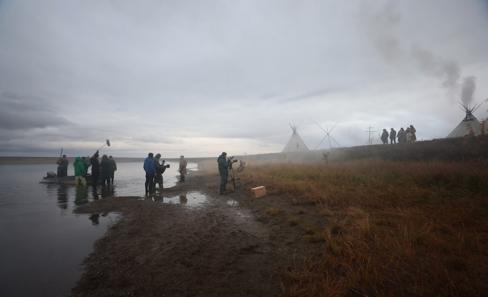 «Она тебя любит»