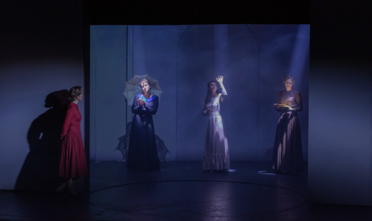 «Розовое платье»: Драма женского сердца в чеховских декорациях