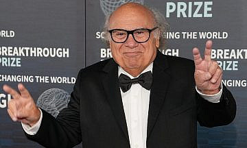 Комик без комплексов: За что мы любим Дэнни ДеВито