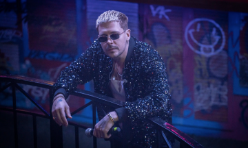 Милош Бикович выпустил уже три трека