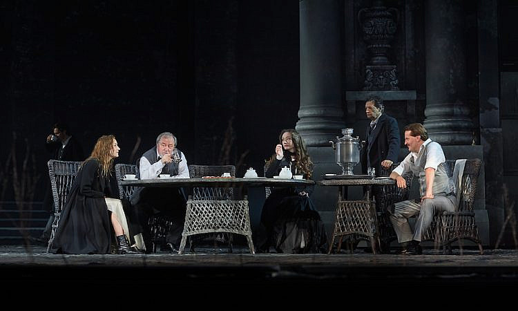 «Усадьба Ланиных»: Конец ушедшей эпохи