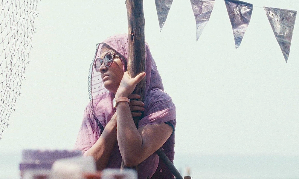 «Все, что нам кажется светом»