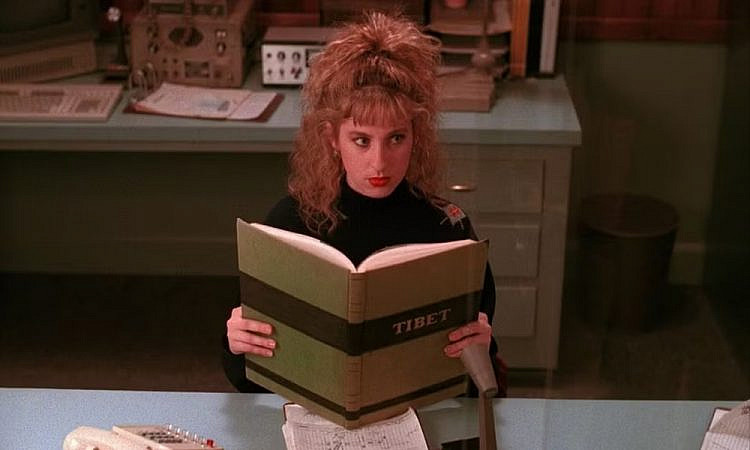 Читальня «Твин Пикс»: Литературная часть вселенной Дэвида Линча