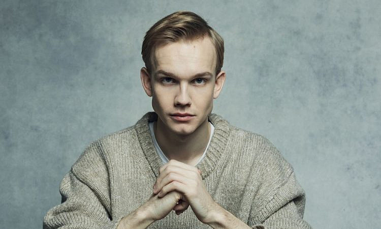 Владислав Миллер: «Никогда не просил ни одну роль»