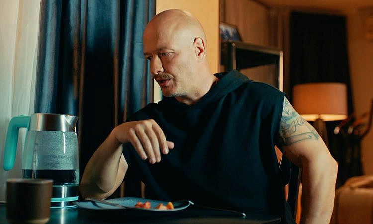 О чем говорят коты, предметы, планеты, мертвецы и нарисованный младенец