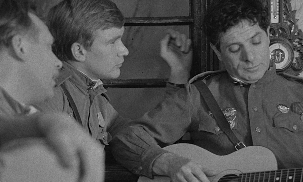 «Был месяц май»