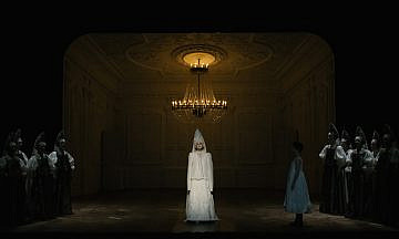 «Женитьба»: В Театре Моссовета прошлись гоголем