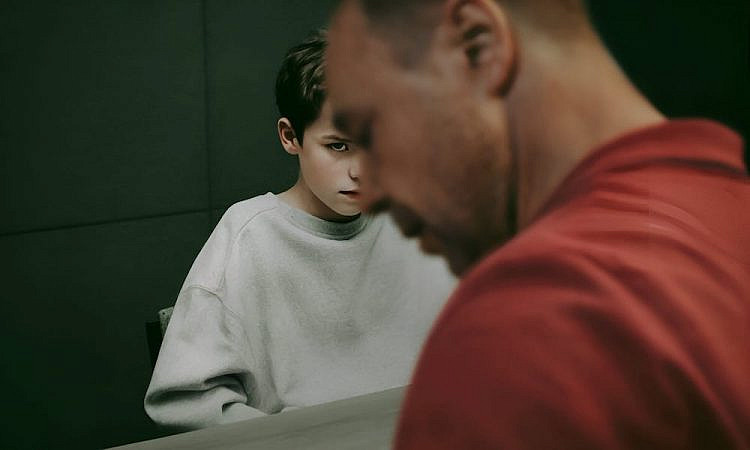 Переходный возраст: Выйди и зайди нормально