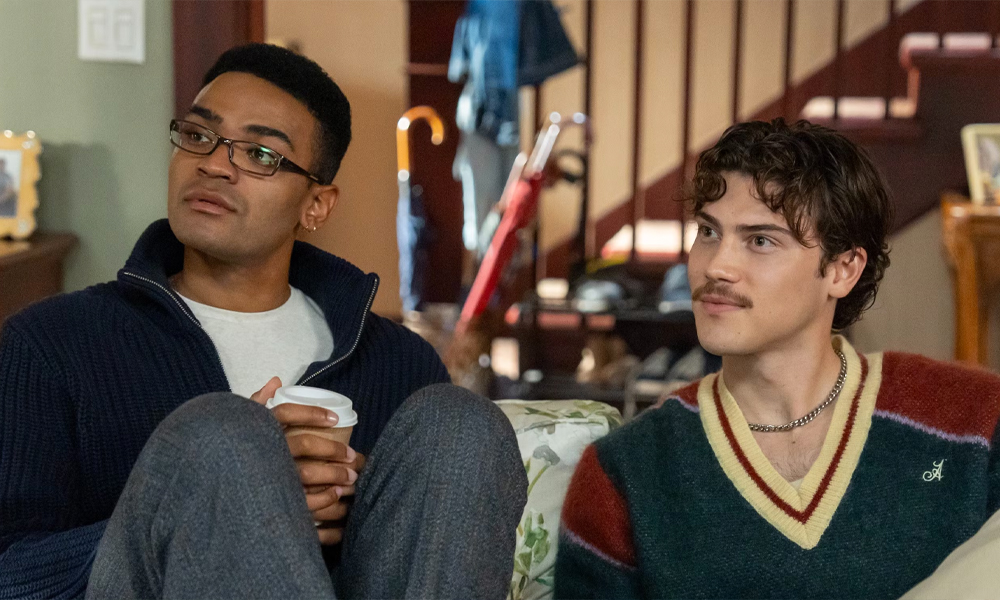 Сериал «Взрослые»