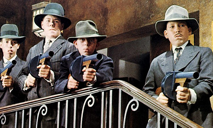 Недетские игры: Зловещие истории о жизни без взрослых