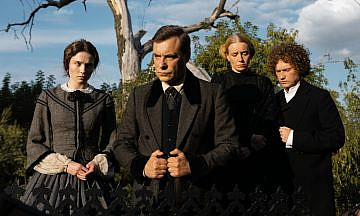 «Семейное счастье»: Танец измученных душ