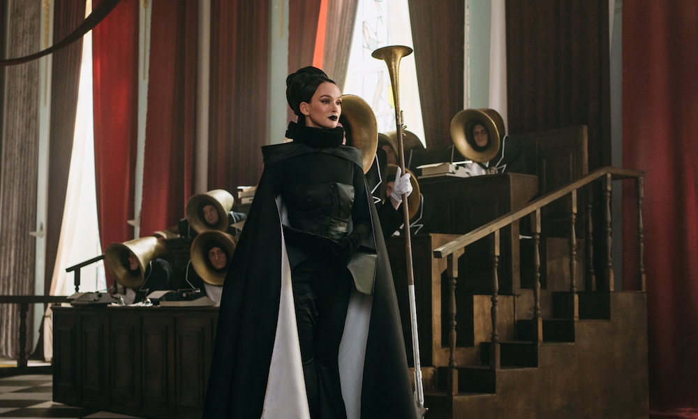 Алиса в стране чудес