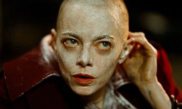 К премьере «Бугонии» запустили пародийный сайт об инопланетянах