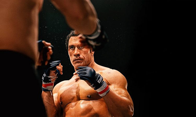 «Крушащая машина»: Дуэйн Джонсон пытается доказать, что он настоящий актер