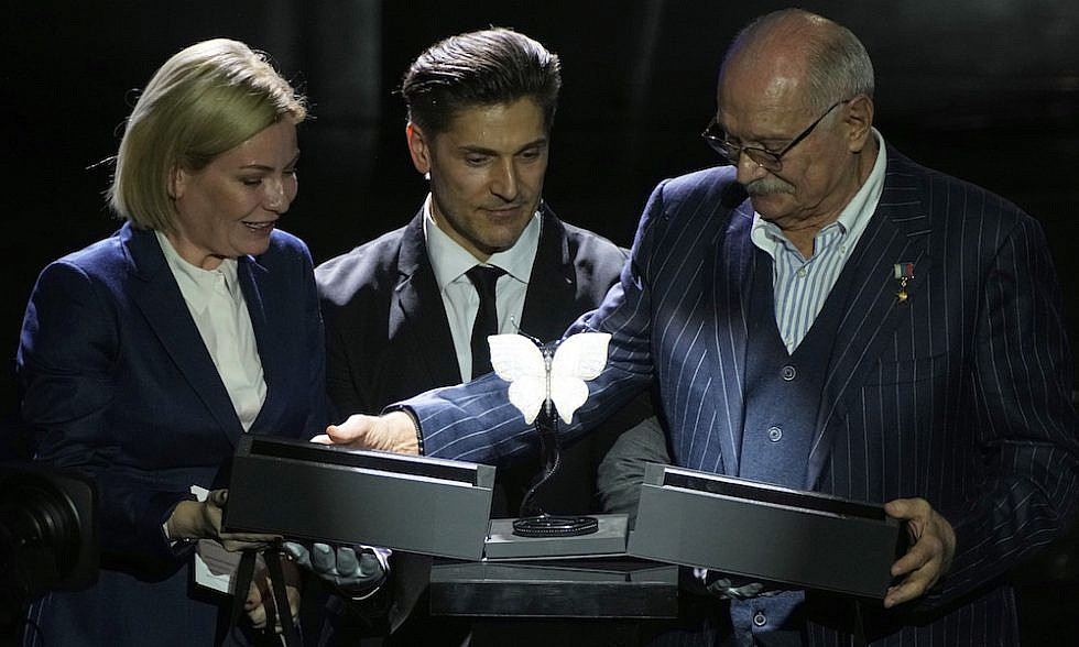 «Бриллиантовая бабочка»: На крыльях мечты