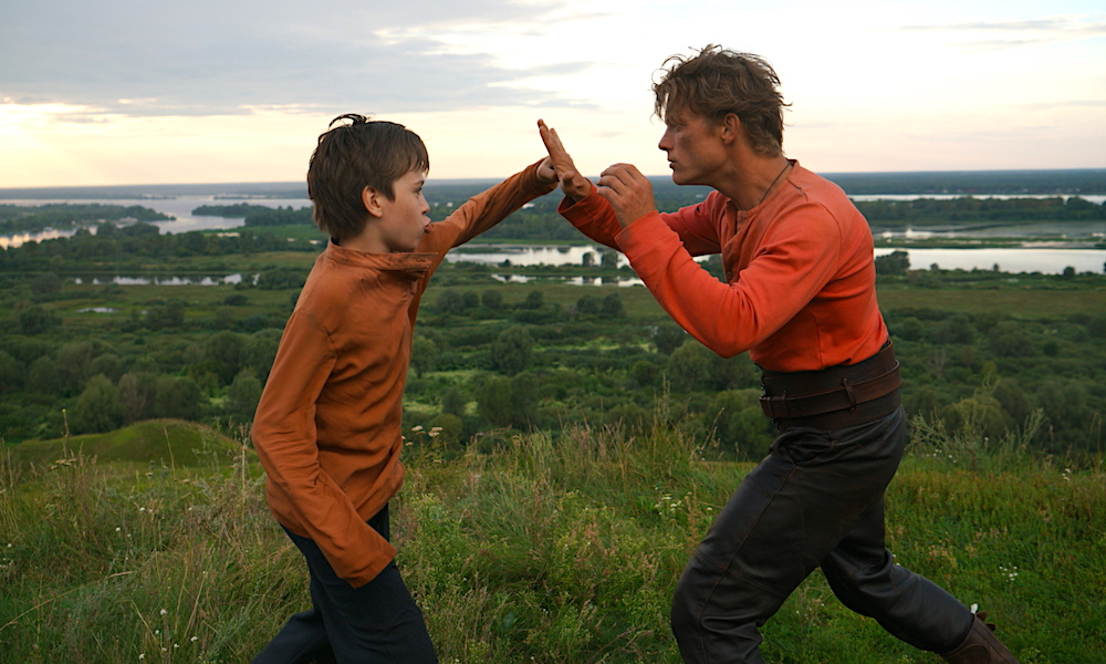 «Волчок»: Лубочный истерн о боях кулачных да дружбе мужской